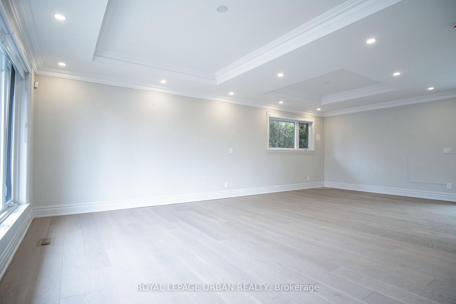 Detached House for lease at 9 Page Avenue, Toronto, Ontario, M2K 2B3 - Bayview Village - MLS: C13000394