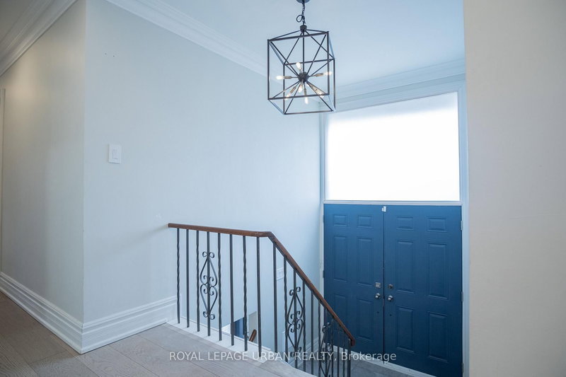 9 Page Ave, Toronto, M2K 2B3 | Image 3