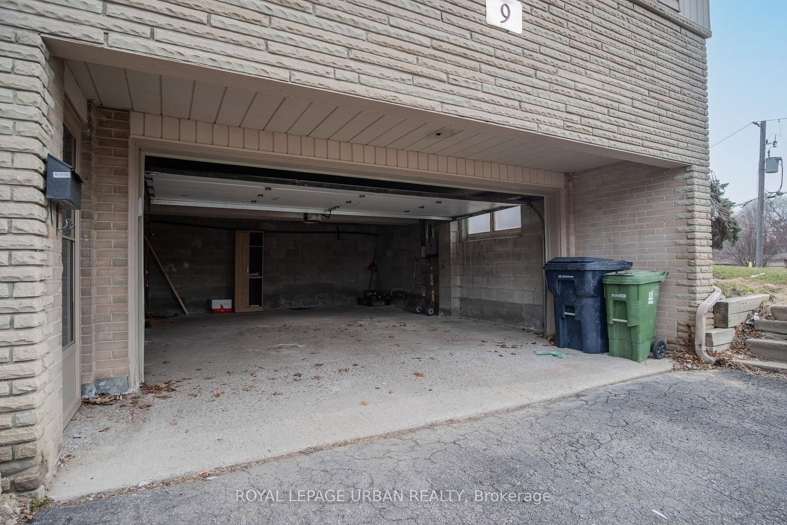 Detached House for lease at 9 Page Avenue, Toronto, Ontario, M2K 2B3 - Bayview Village - MLS: C13000394