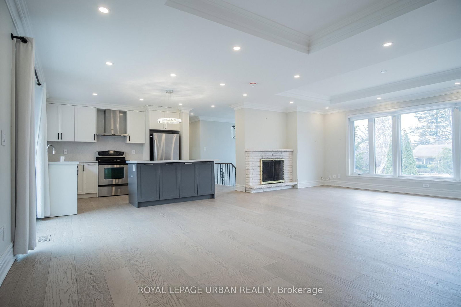 Detached House for lease at 9 Page Avenue, Toronto, Ontario, M2K 2B3 - Bayview Village - MLS: C13000394