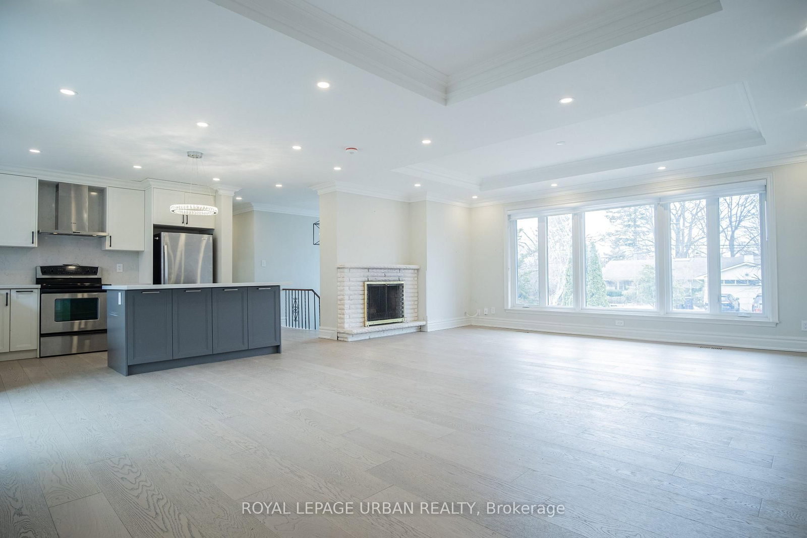 Detached House for lease at 9 Page Avenue, Toronto, Ontario, M2K 2B3 - Bayview Village - MLS: C13000394