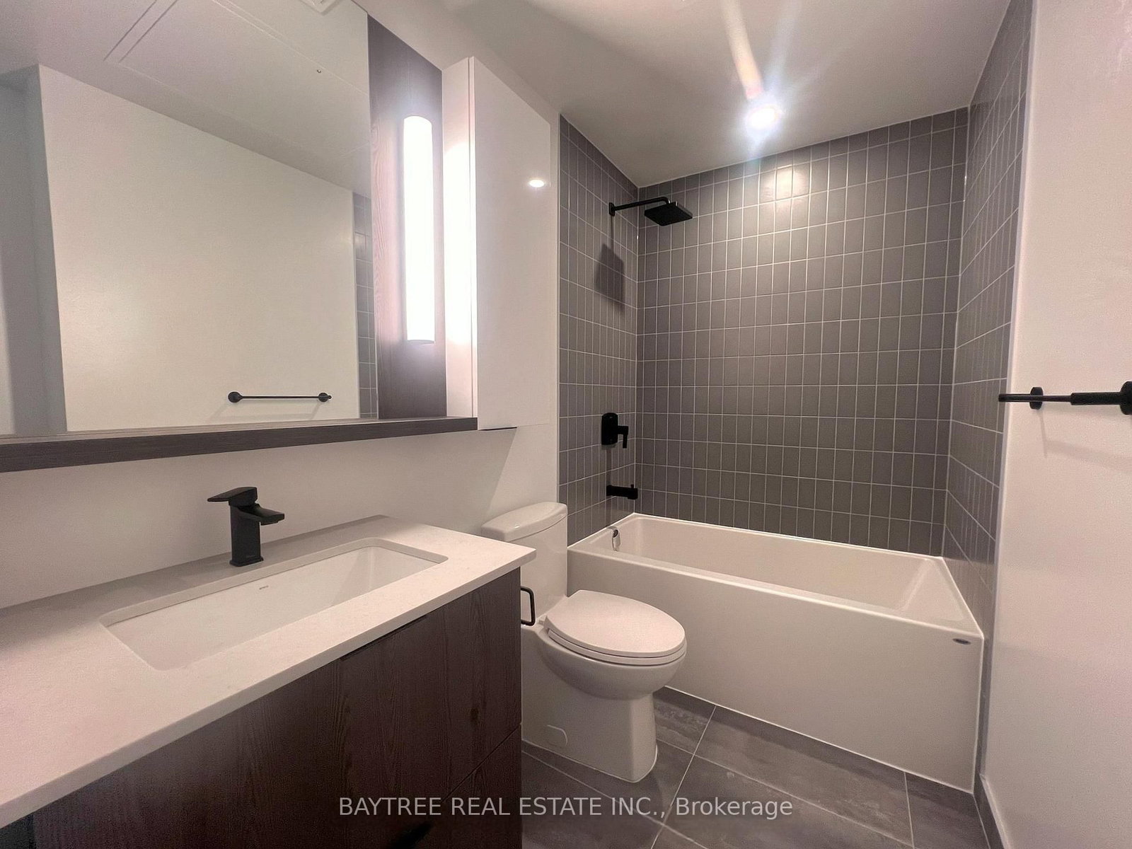 5 Defries Street, Unit 2507 - Photo 10