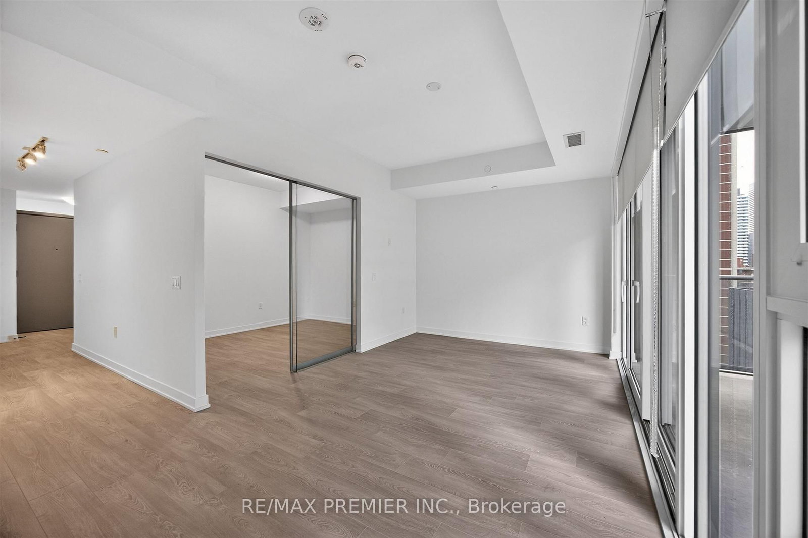 634 Church Street, Unit 811 - Photo 12