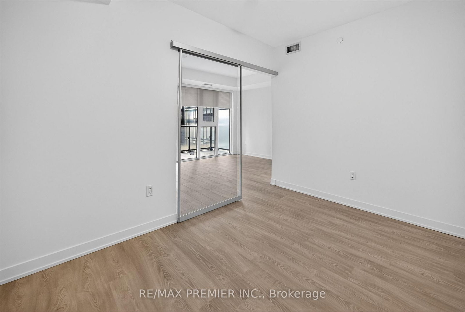 634 Church Street, Unit 811 - Photo 16