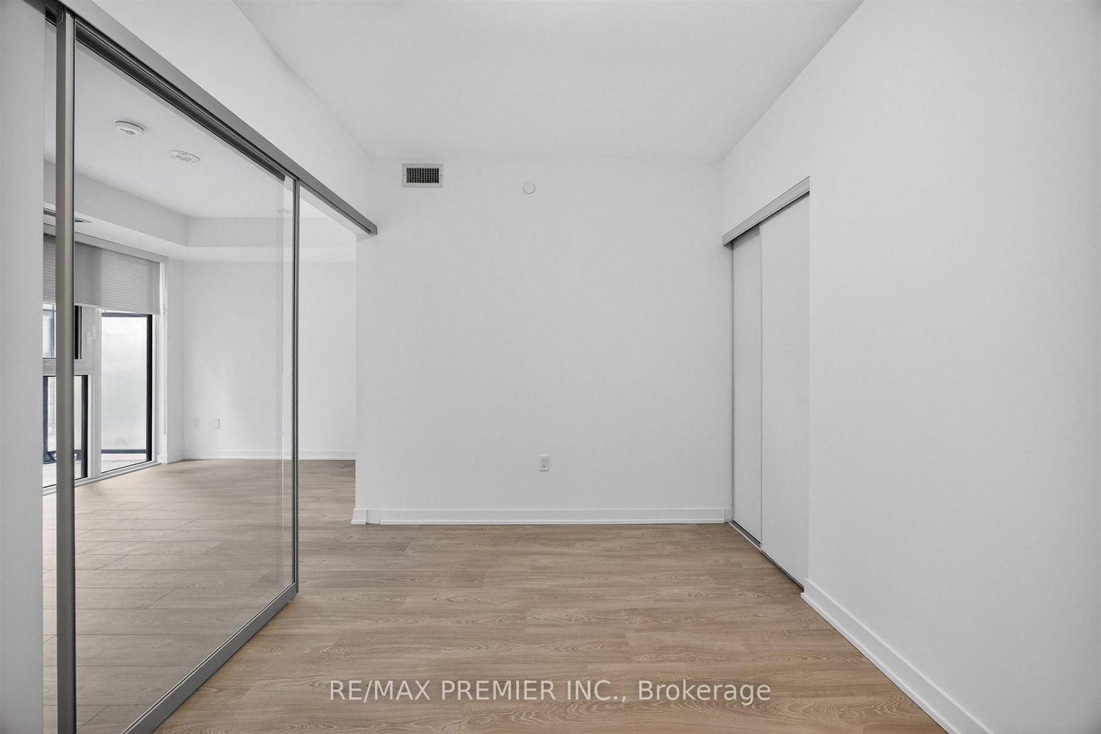 634 Church Street, Unit 811 - Photo 17