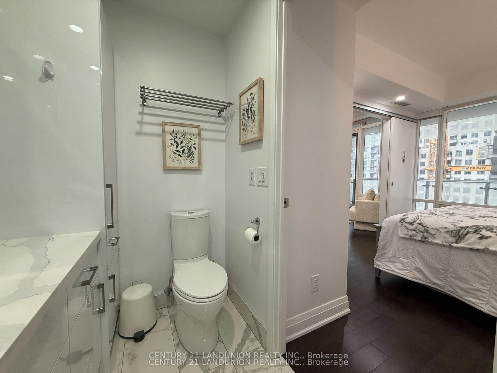 1 Bloor Street E, Unit 1508 - Photo 18