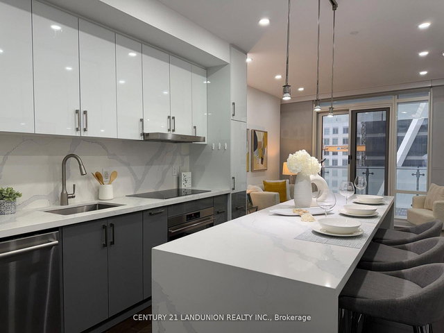 1508 - 1 Bloor Street E