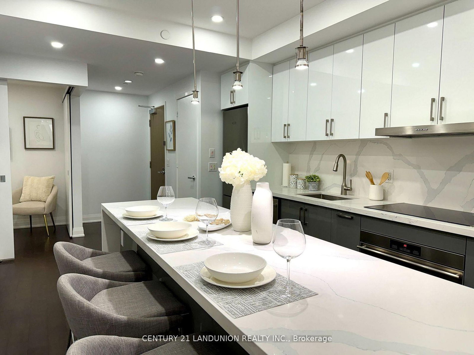 1 Bloor Street E, Unit 1508 - Photo 9