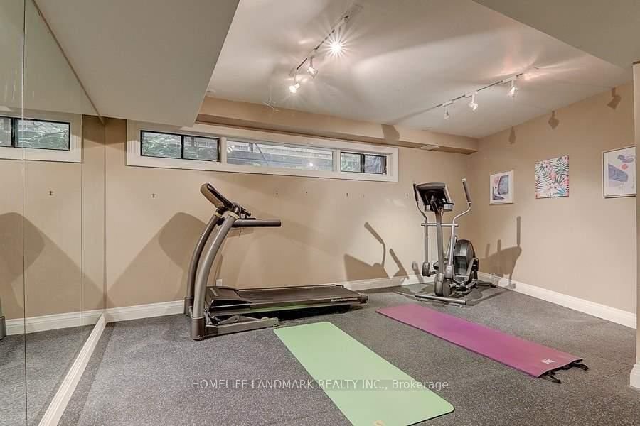 35 Gardiner Road • Toronto, ON photo 29