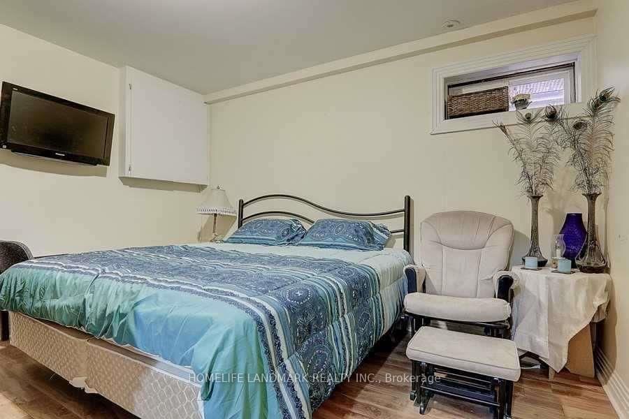 35 Gardiner Road • Toronto, ON photo 31