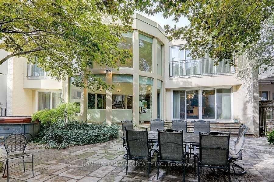 35 Gardiner Road • Toronto, ON photo 32