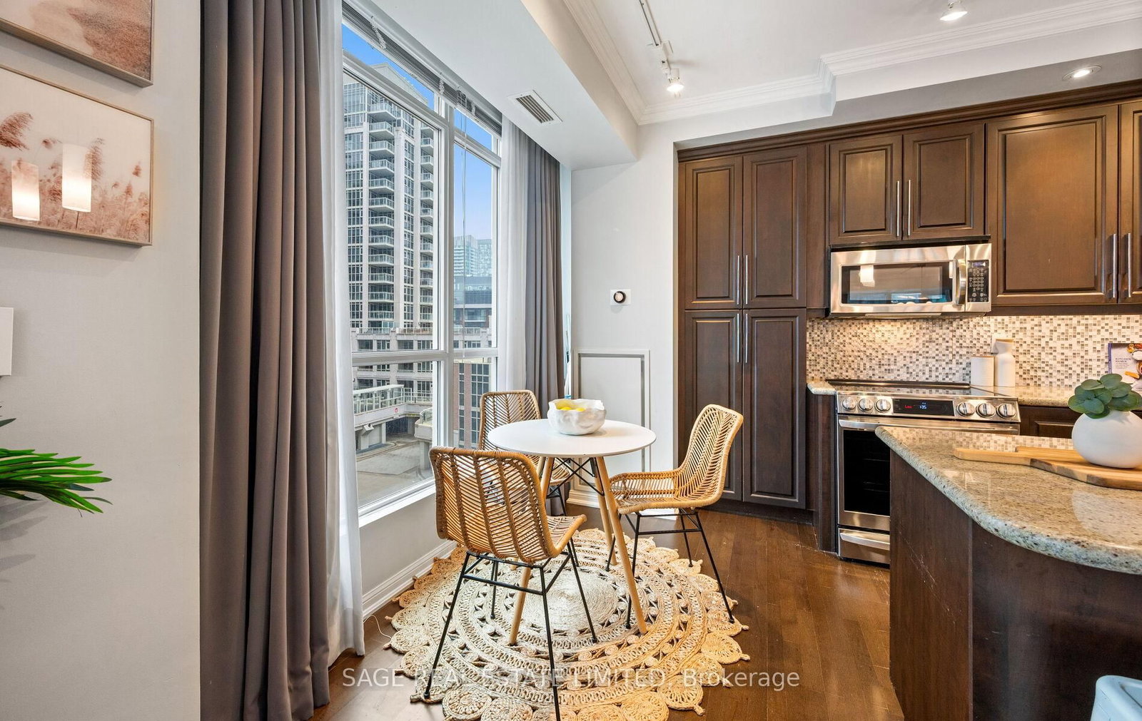 Condo for sale at 506-628 Fleet Street, Toronto, Ontario, M5V 1A8 - Niagara - MLS: C13000492