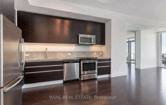 3107 - 390 Cherry Street