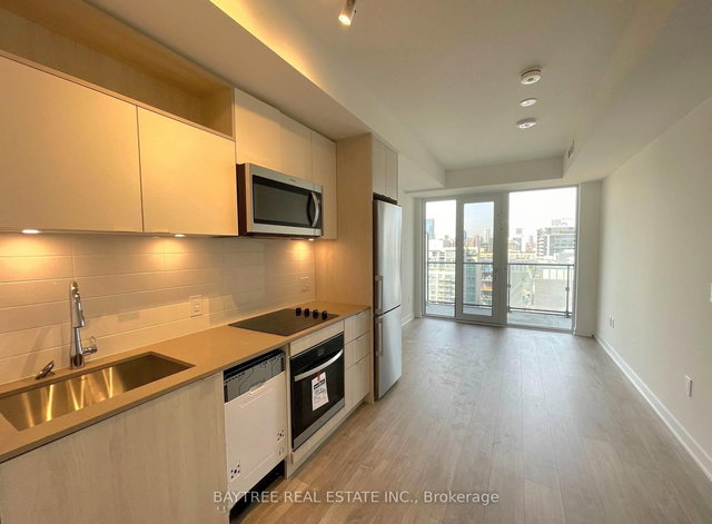 1666 W - 135 Lower Sherbourne Street