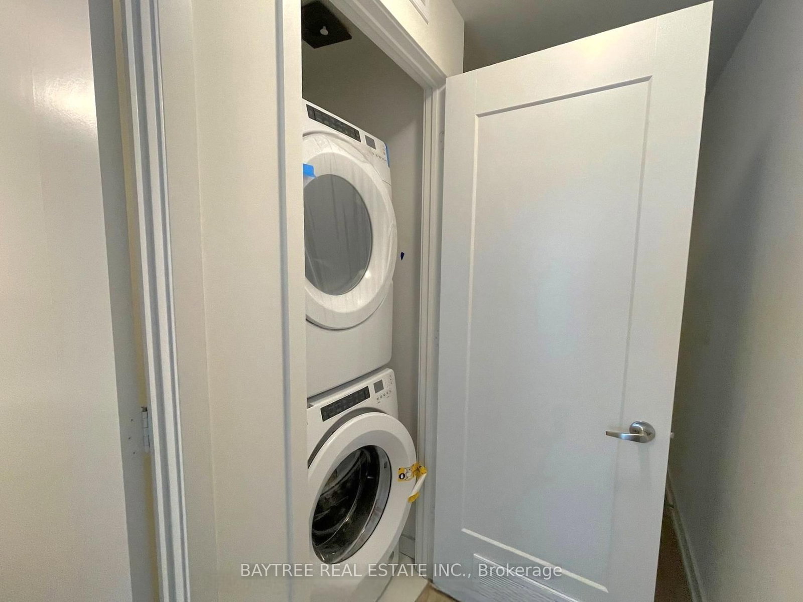 135 Lower Sherbourne Street, Unit 2218 W - Photo 4