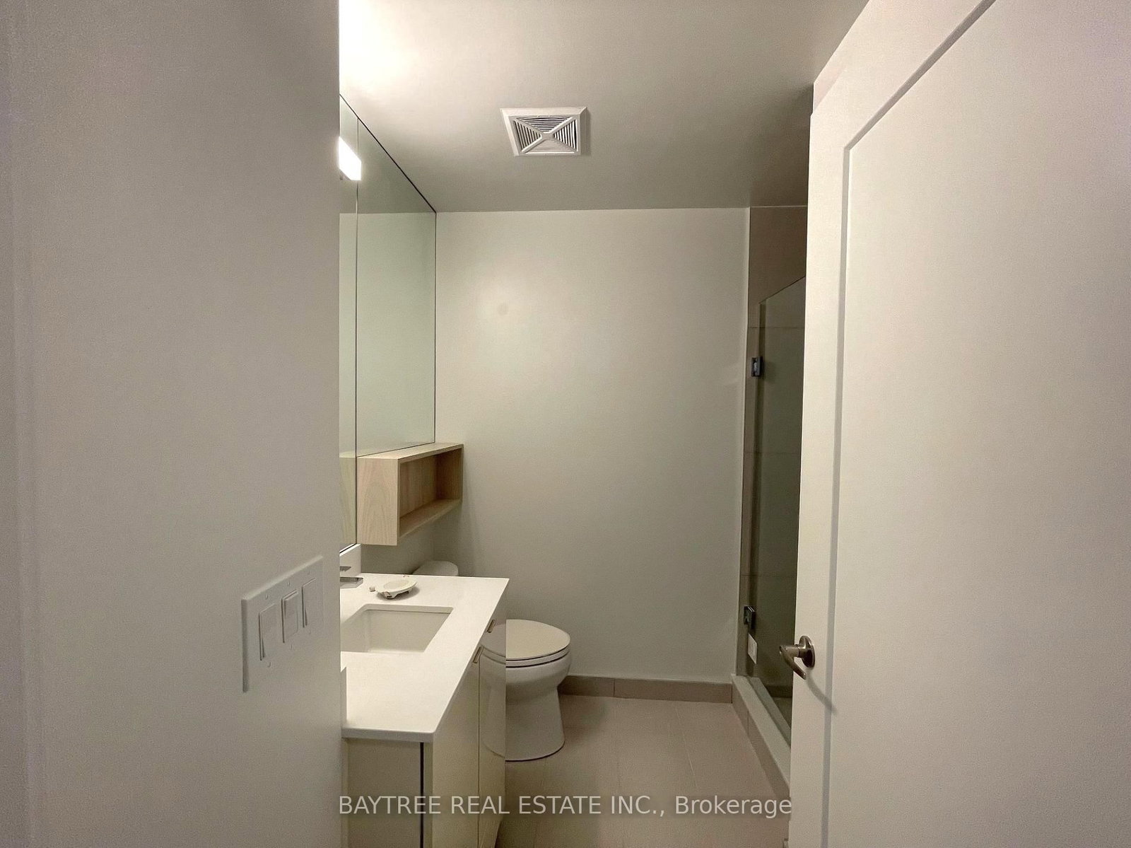 135 Lower Sherbourne Street, Unit 2218 W - Photo 5