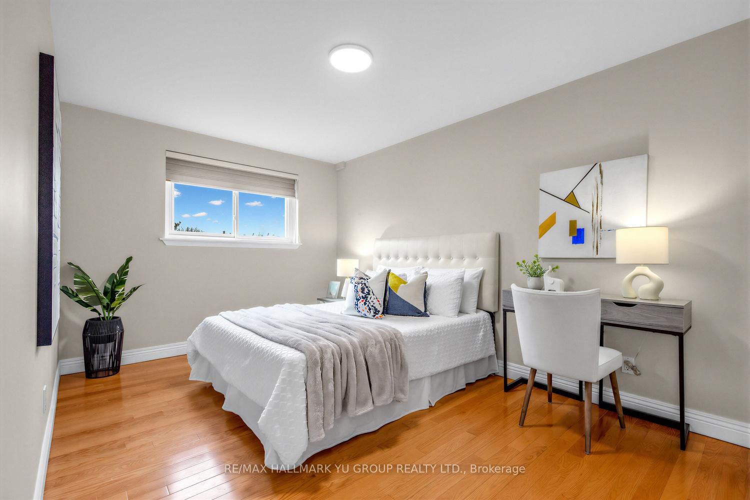 Semi-Detached House for sale at 9 Clydesdale Drive, Toronto, Ontario, M2J 3N1 - Pleasant View - MLS: C13000560