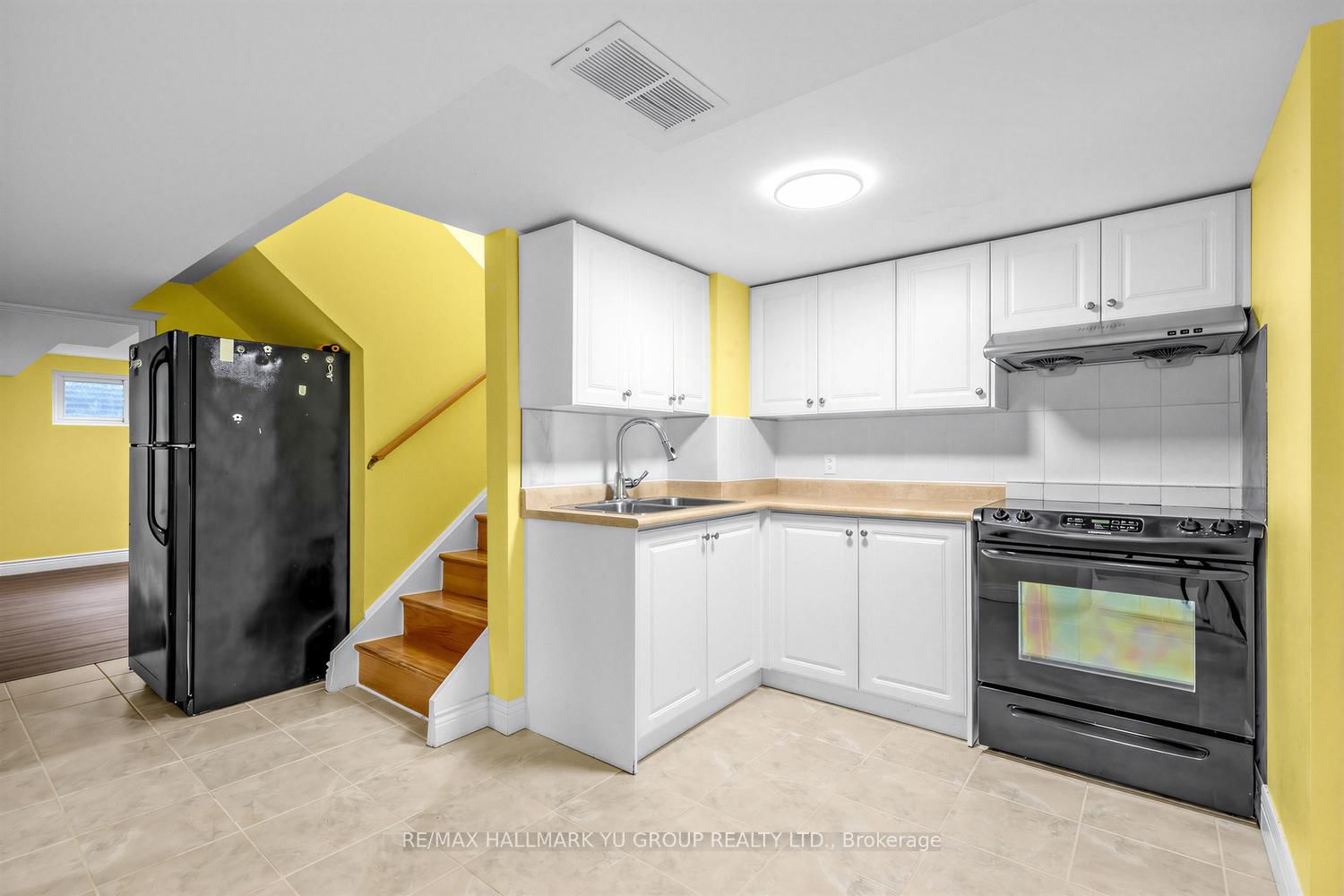 Semi-Detached House for sale at 9 Clydesdale Drive, Toronto, Ontario, M2J 3N1 - Pleasant View - MLS: C13000560