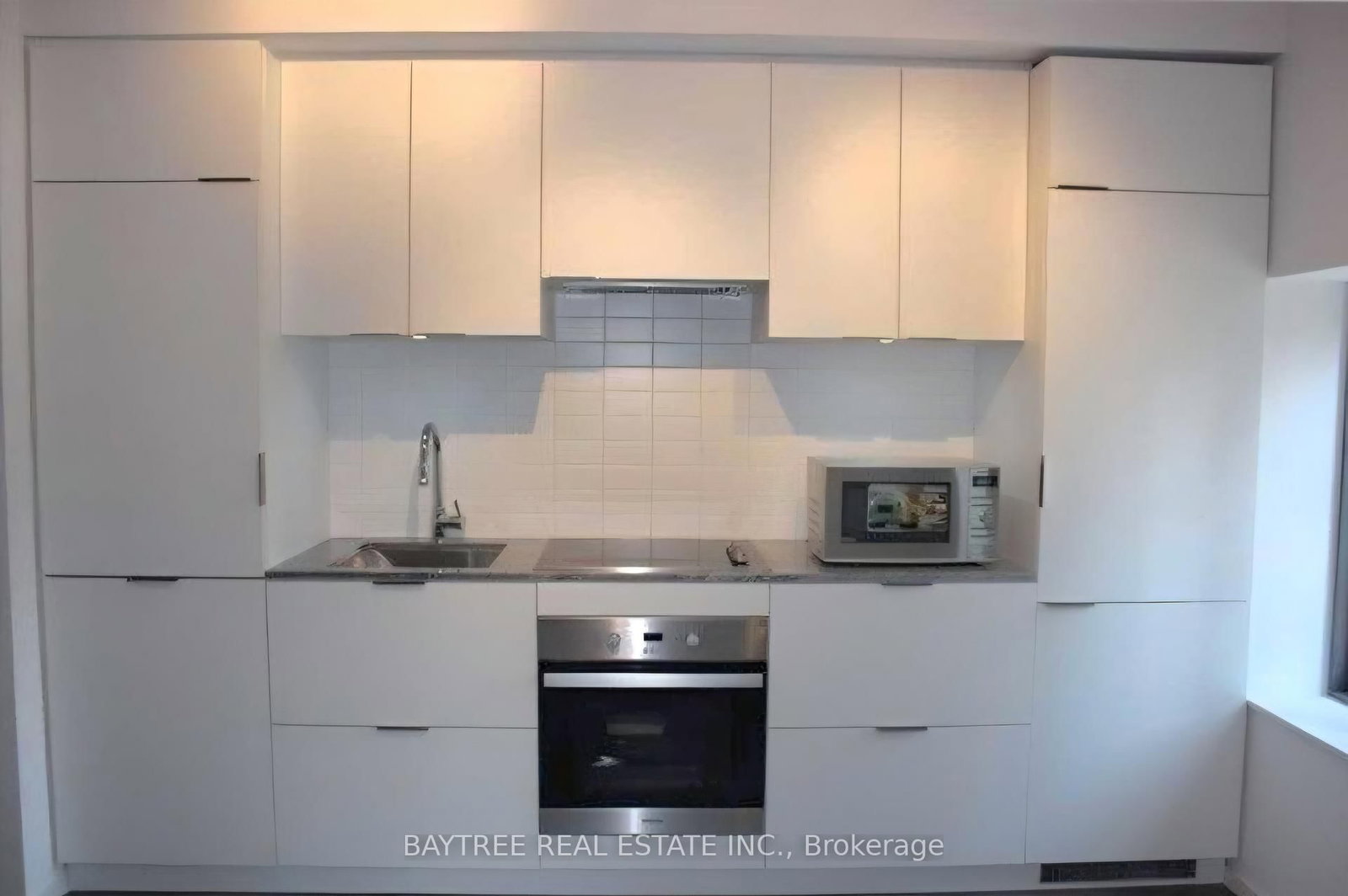 5 St Joseph Street, Unit 303