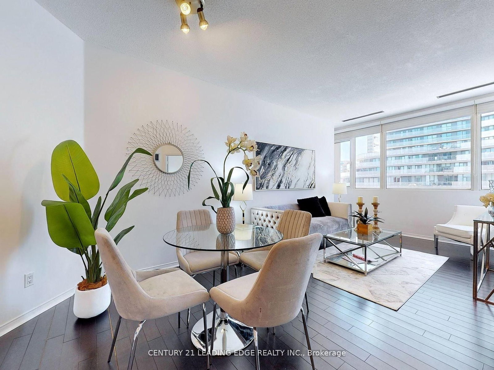 555 YONGE Street, Unit 602 - Photo 10