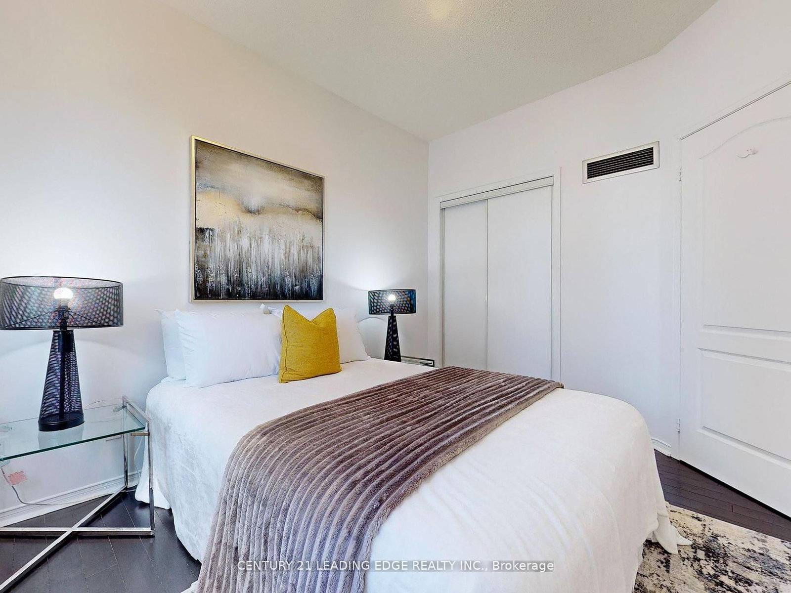 555 YONGE Street, Unit 602 - Photo 16