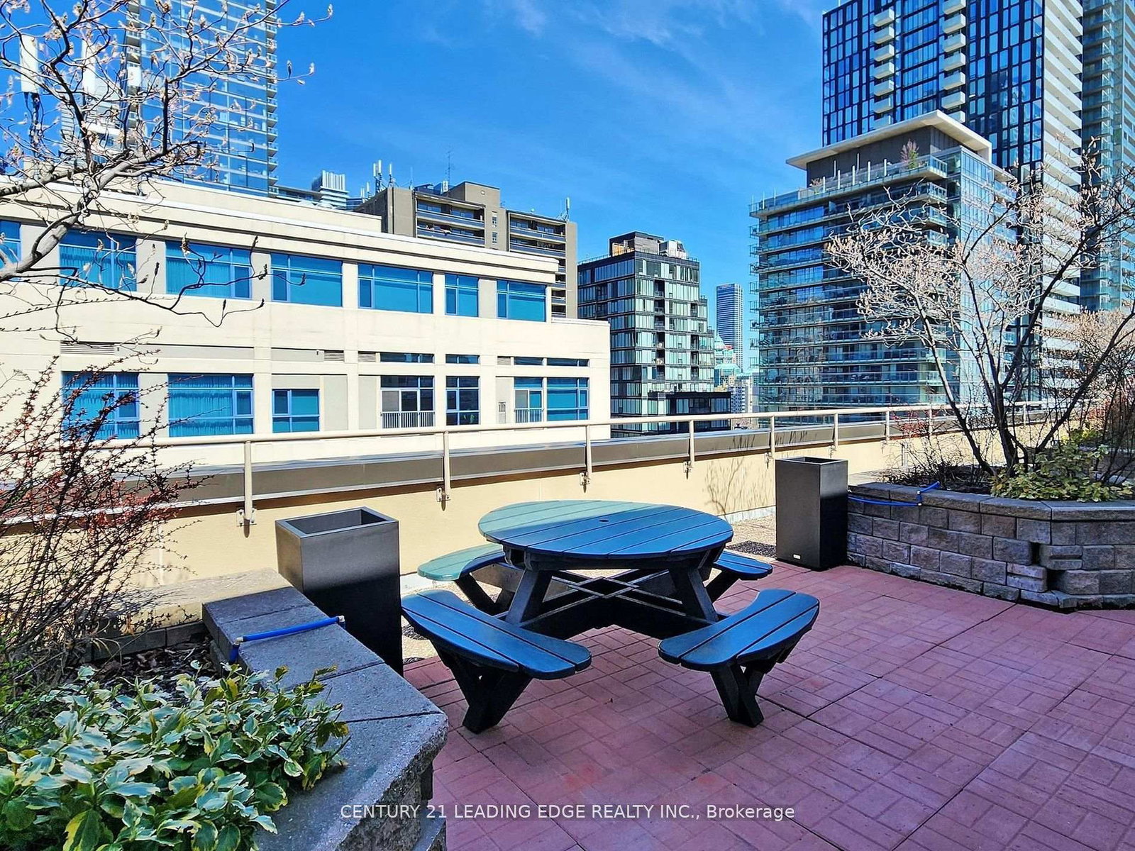 555 YONGE Street, Unit 602 - Photo 21