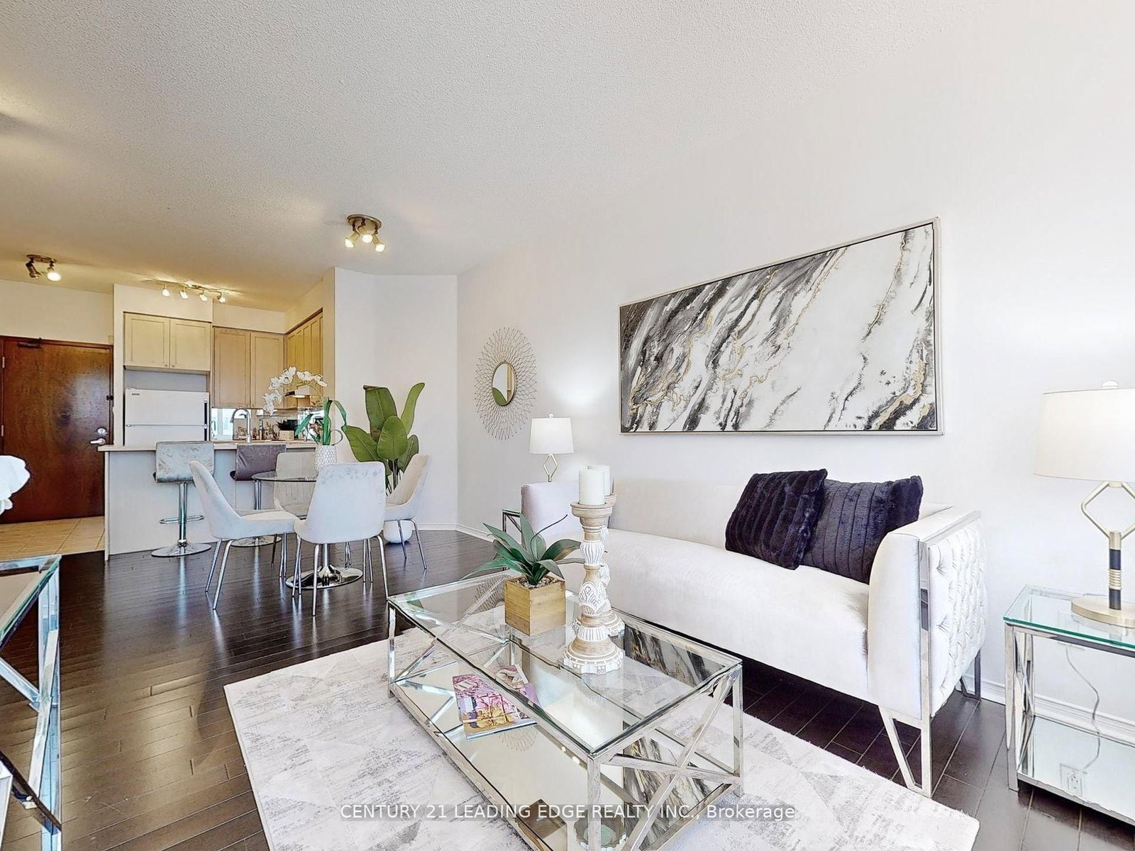 555 YONGE Street, Unit 602 - Photo 9