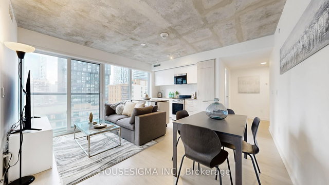 1404 - 65 Mutual Street