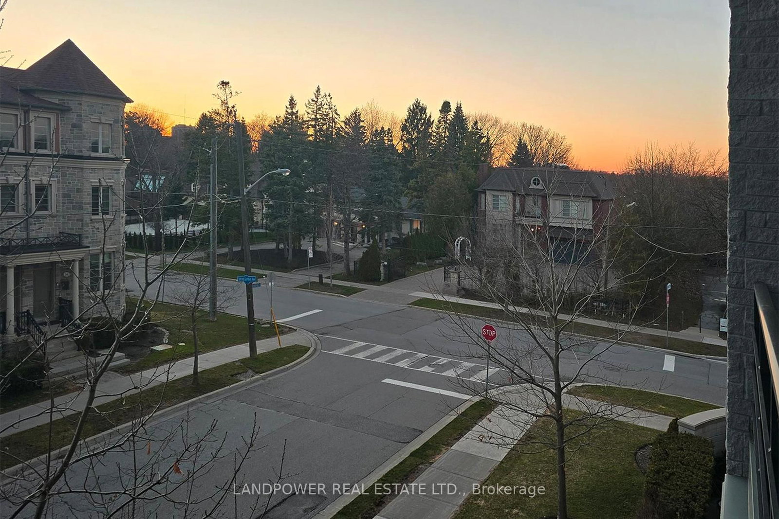 21 Clairtrell Road, Unit 314 - Photo 16