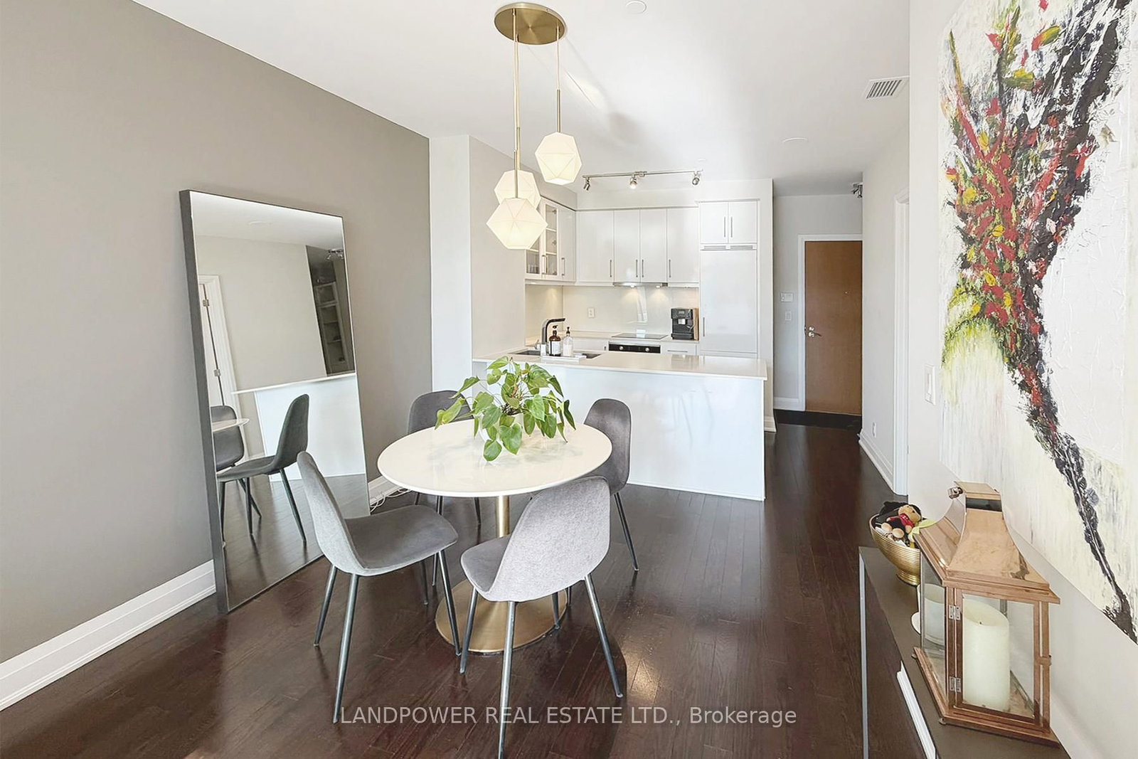 21 Clairtrell Road, Unit 314 - Photo 5