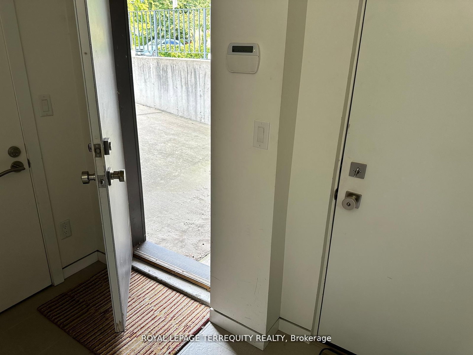 Detached House for sale at 317 Keewatin Avenue, Toronto, Ontario, M4P 2A4 - Mount Pleasant East - MLS: C13000776