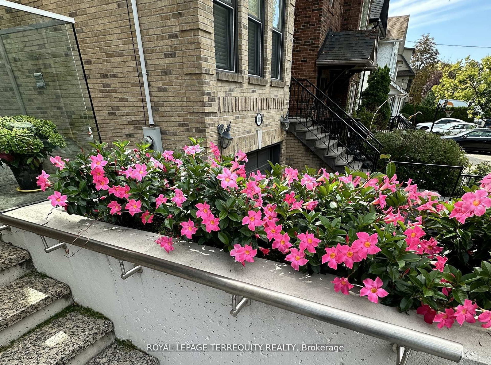 Detached House for sale at 317 Keewatin Avenue, Toronto, Ontario, M4P 2A4 - Mount Pleasant East - MLS: C13000776