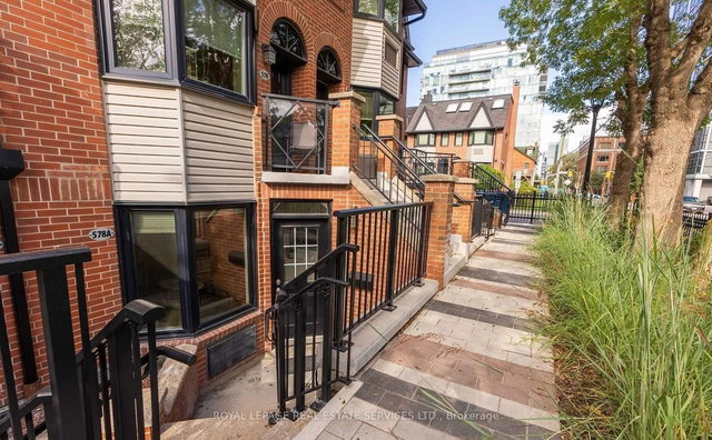 578A Wellington Street