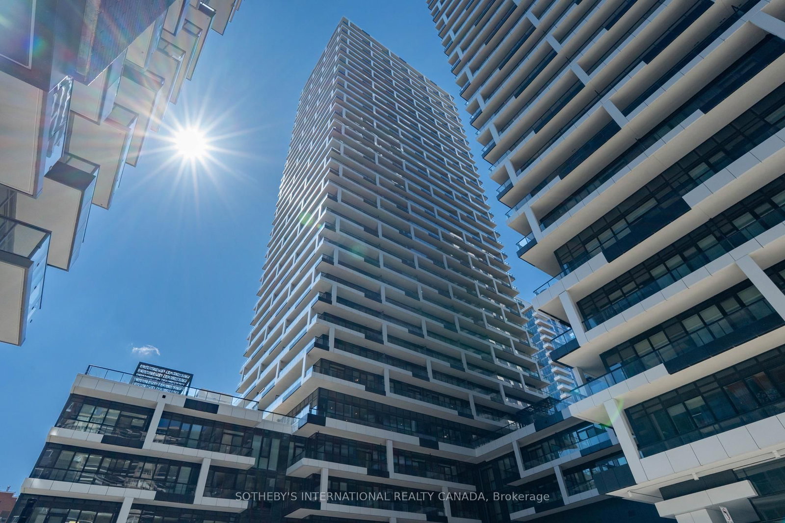 65 Broadway Avenue, Unit 3402