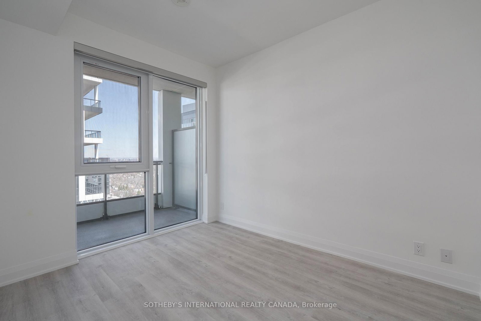 65 Broadway Avenue, Unit 3402 - Photo 12