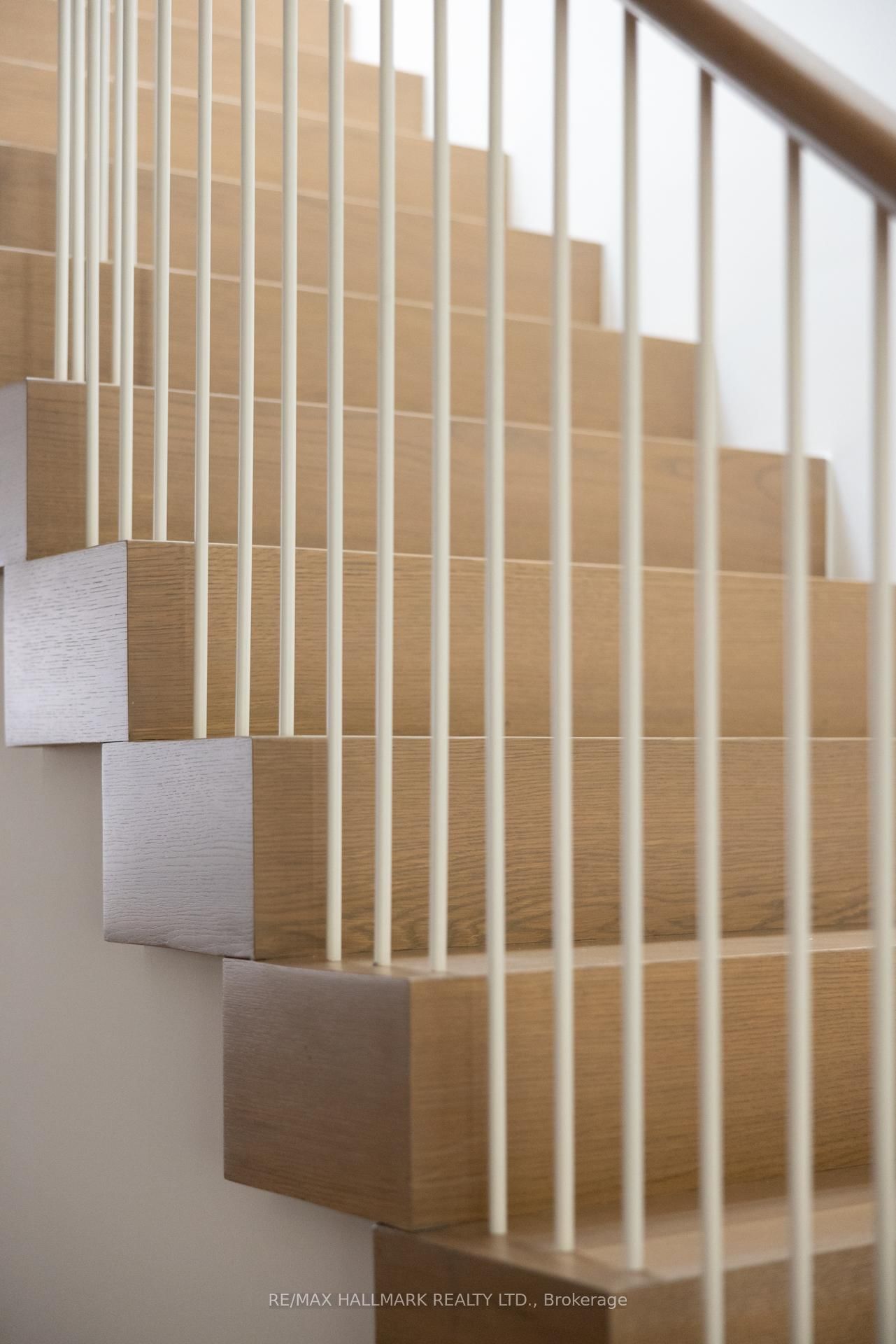 Detached House for sale at 18 Foxley Street, Toronto, Ontario, M6J 1R1 - Trinity-Bellwoods - MLS: C13000942