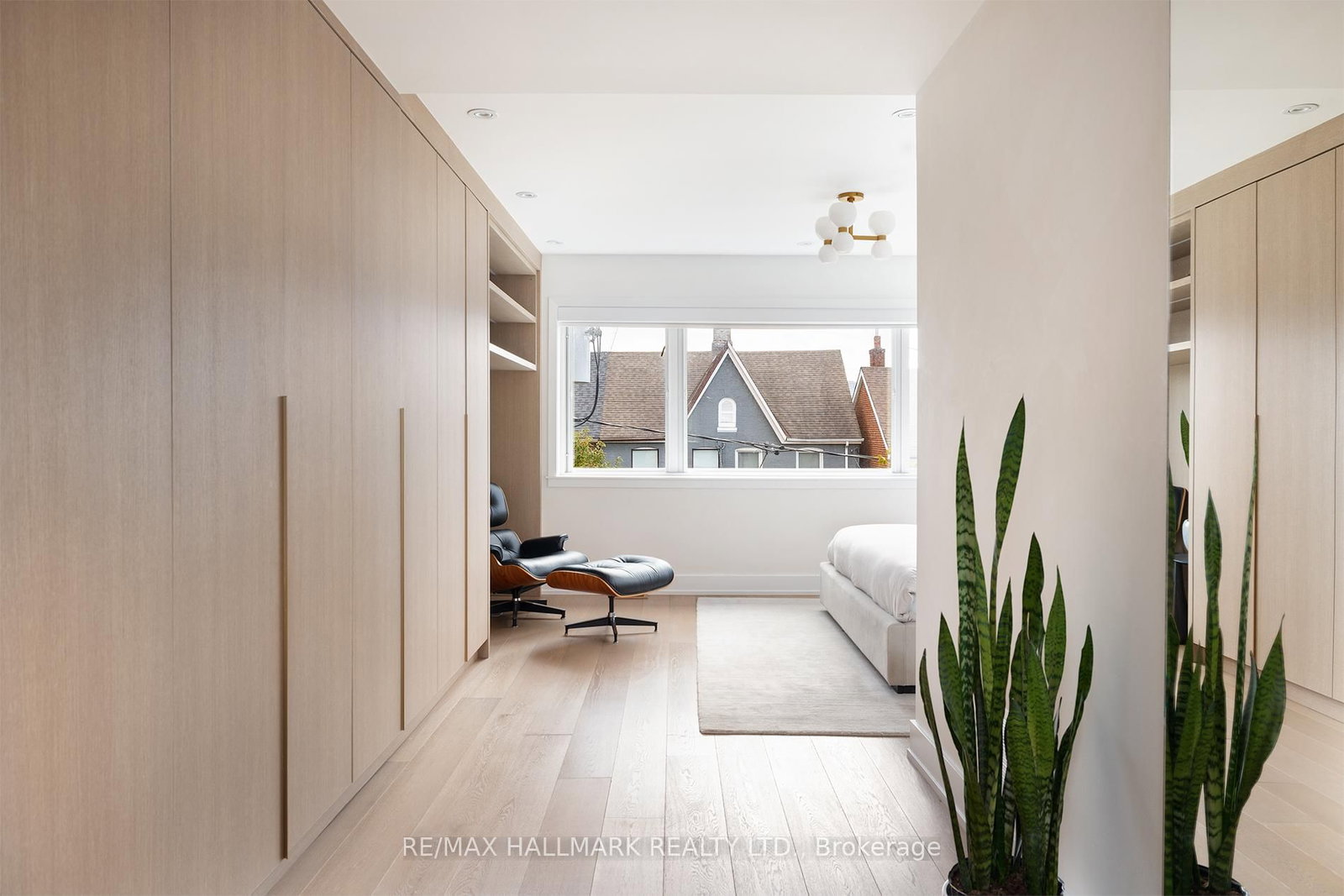 Detached House for sale at 18 Foxley Street, Toronto, Ontario, M6J 1R1 - Trinity-Bellwoods - MLS: C13000942