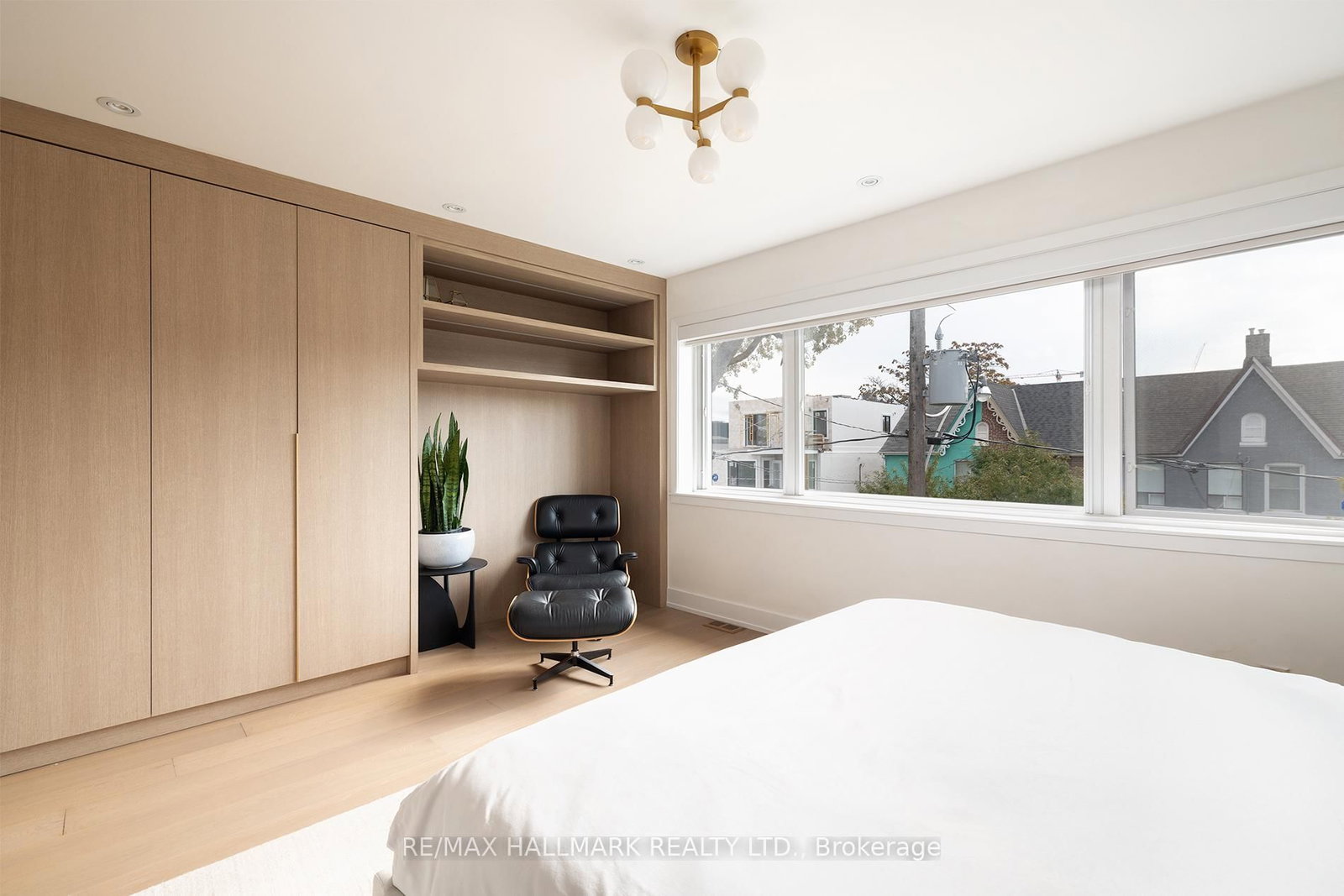 Detached House for sale at 18 Foxley Street, Toronto, Ontario, M6J 1R1 - Trinity-Bellwoods - MLS: C13000942