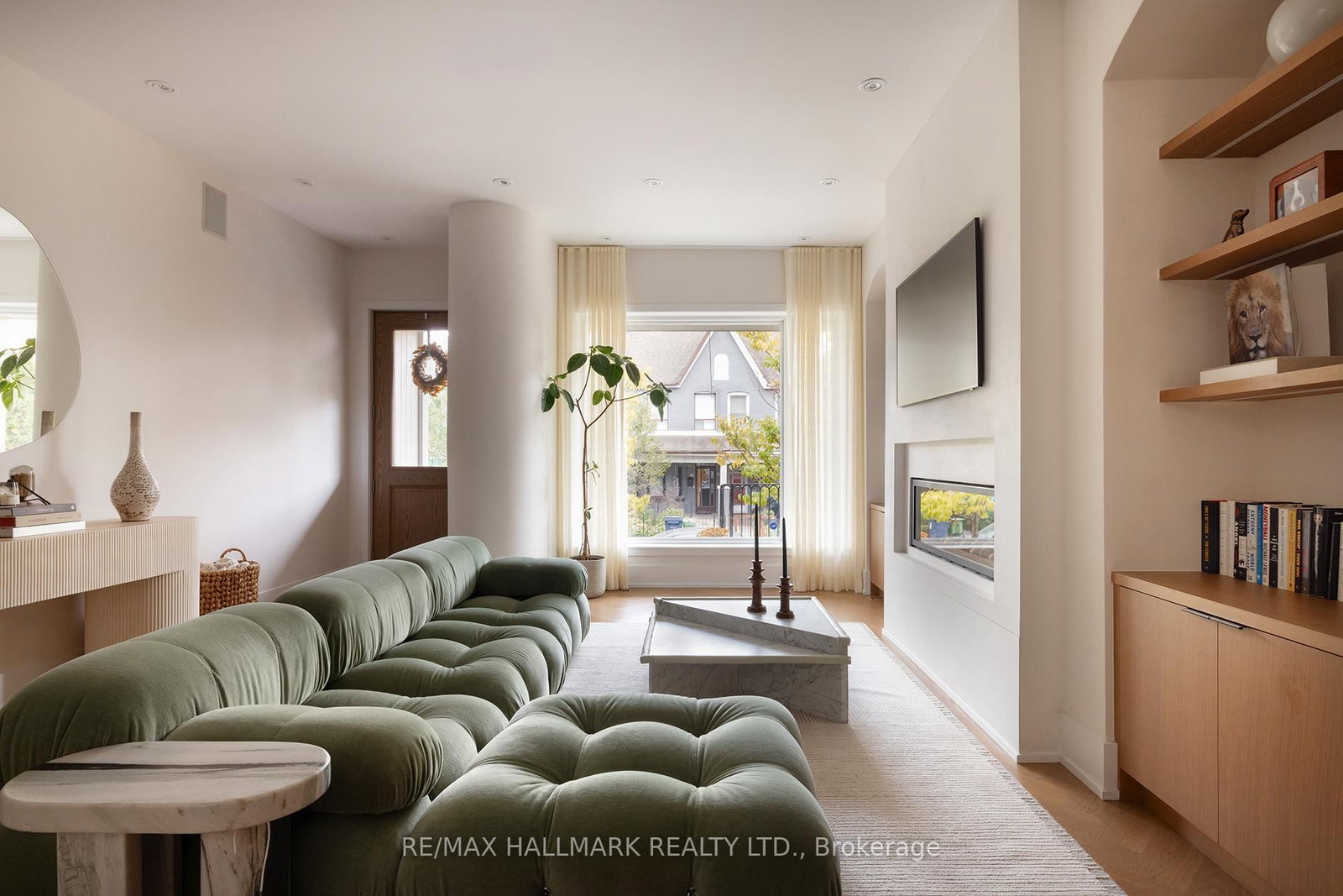 Detached House for sale at 18 Foxley Street, Toronto, Ontario, M6J 1R1 - Trinity-Bellwoods - MLS: C13000942