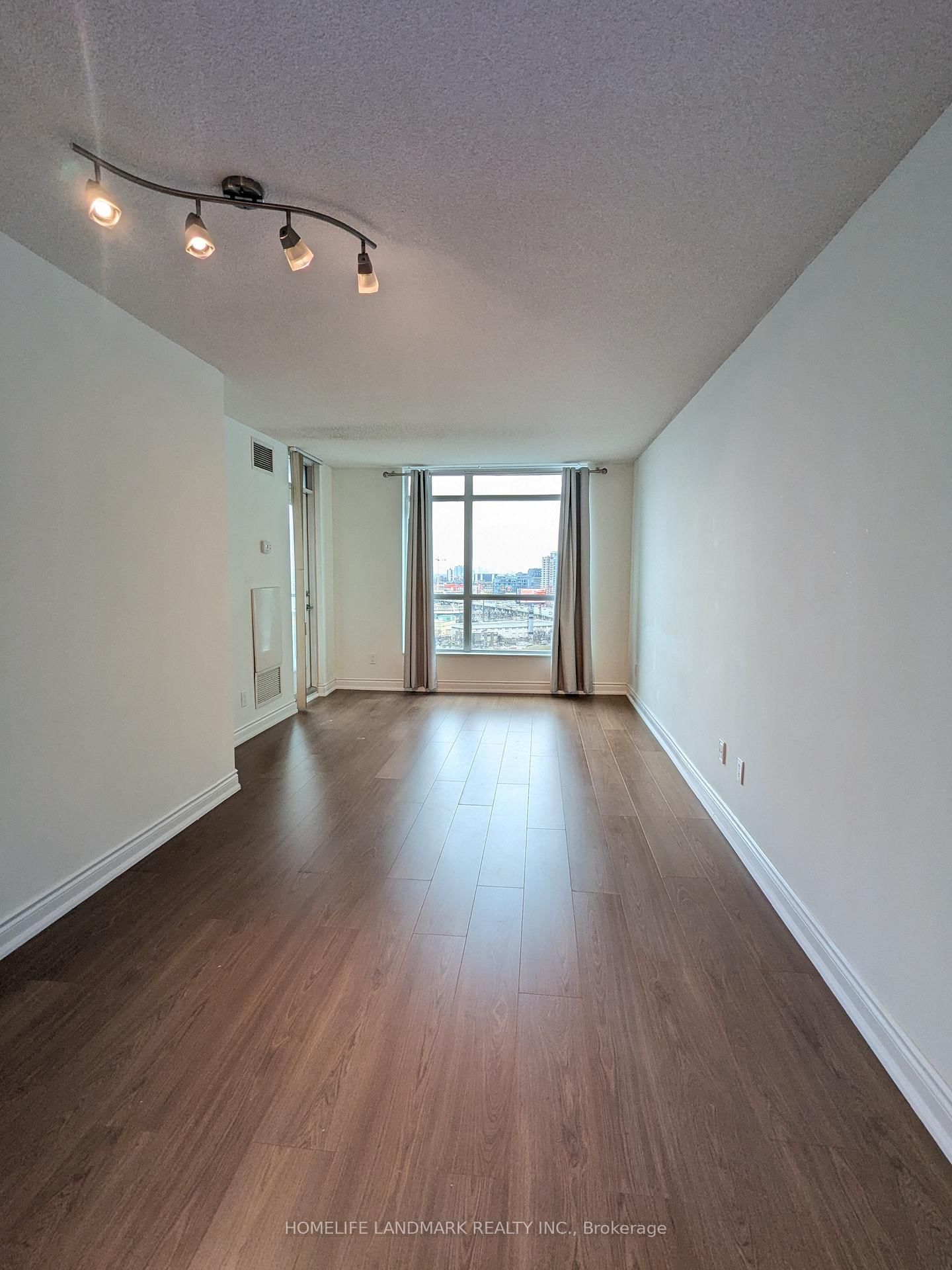 219 Fort York Boulevard, Unit 1801 - Photo 6