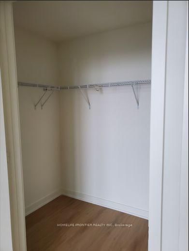 10 Deerlick Court, Unit 803 - Photo 7