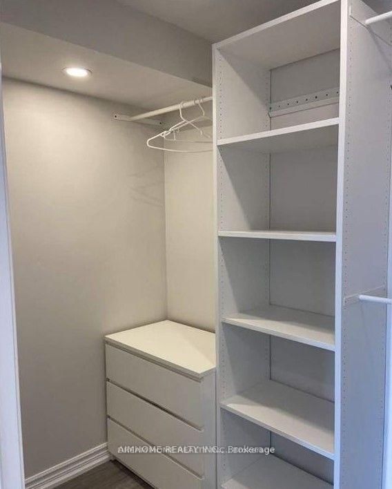 17 Barberry Place, Unit 506 - Photo 14