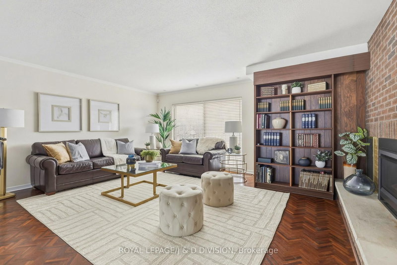 122 Cortleigh Blvd, Toronto, M4R 1K6 | Image 3