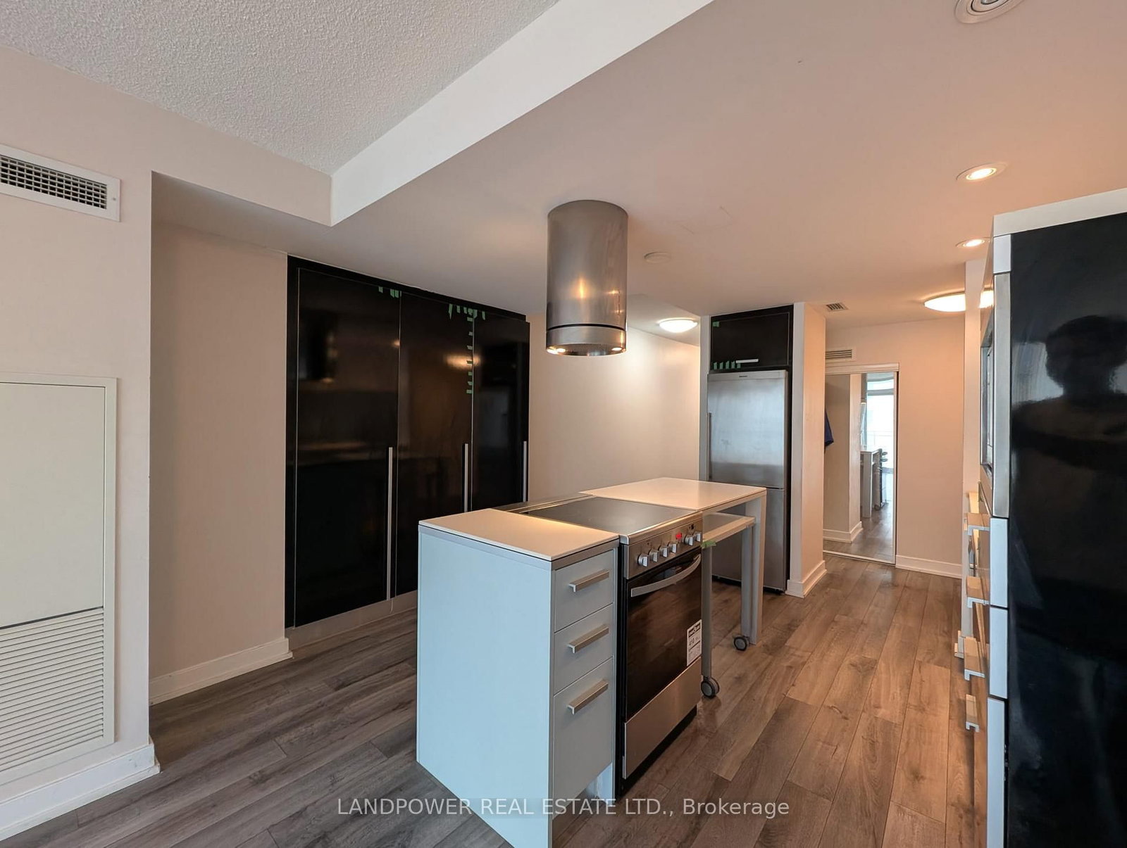 38 Dan Leckie Way, Unit 916 - Photo 10