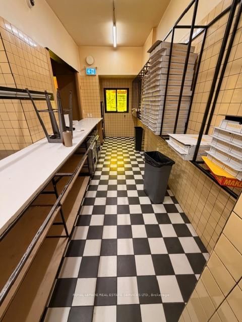 995 Bloor Street W - Photo 8