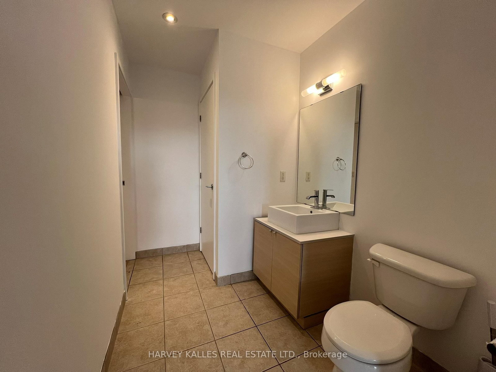 60 Bathurst Street, Unit 601 - Photo 12