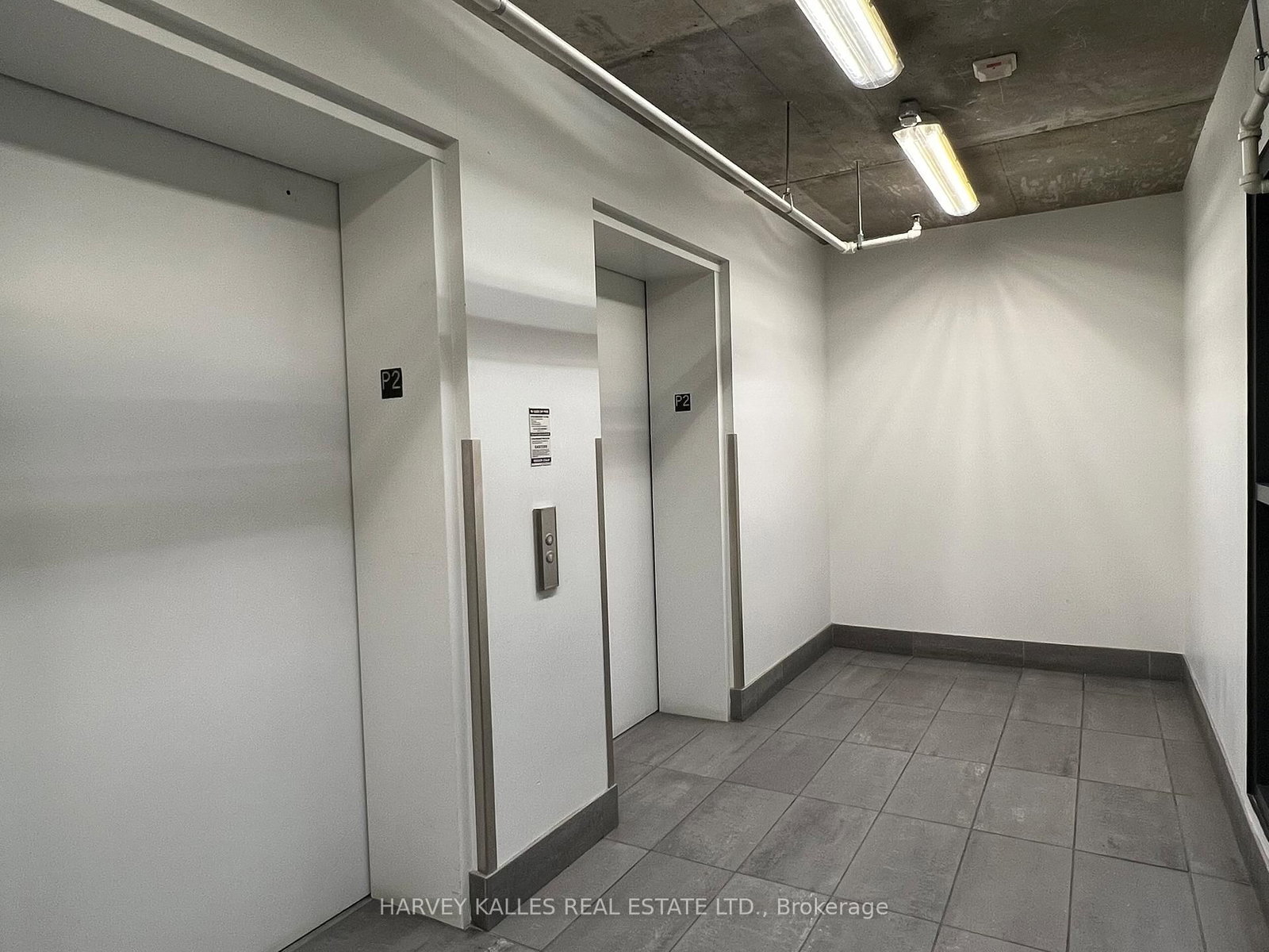 60 Bathurst Street, Unit 601 - Photo 21