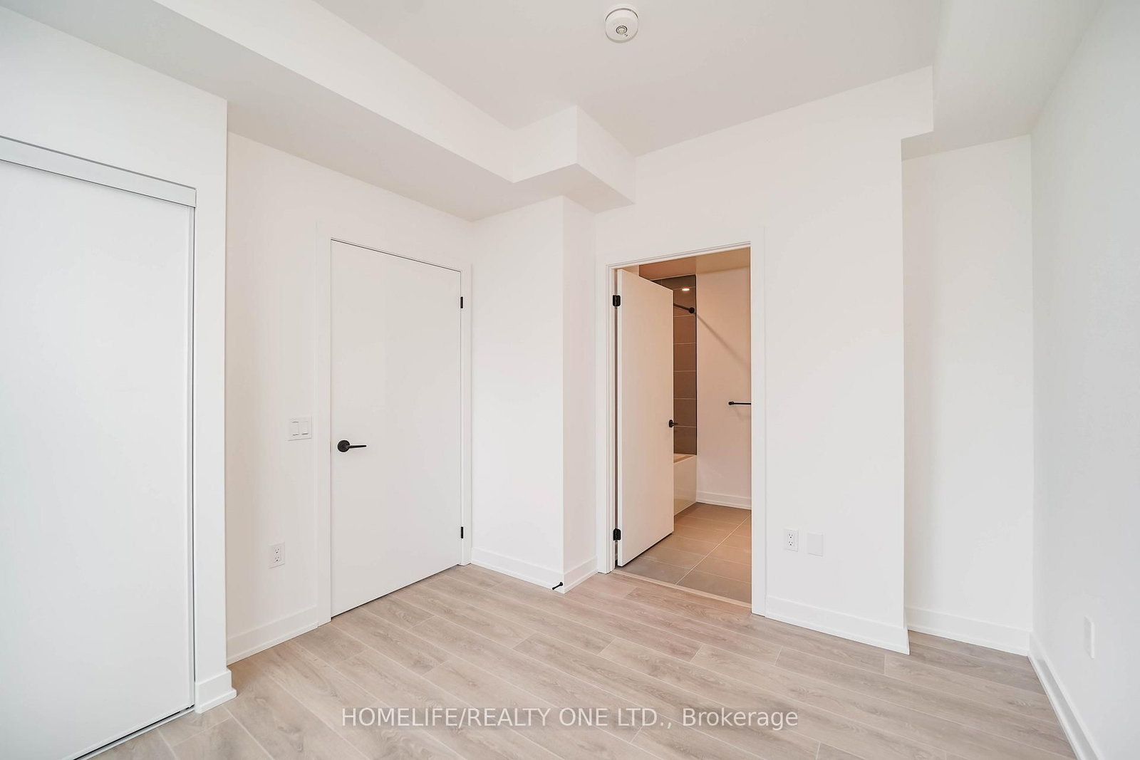 Condo for sale at 1111-117 Broadway Avenue, Toronto, Ontario, M4P 1V3 - Mount Pleasant West - MLS: C13001466