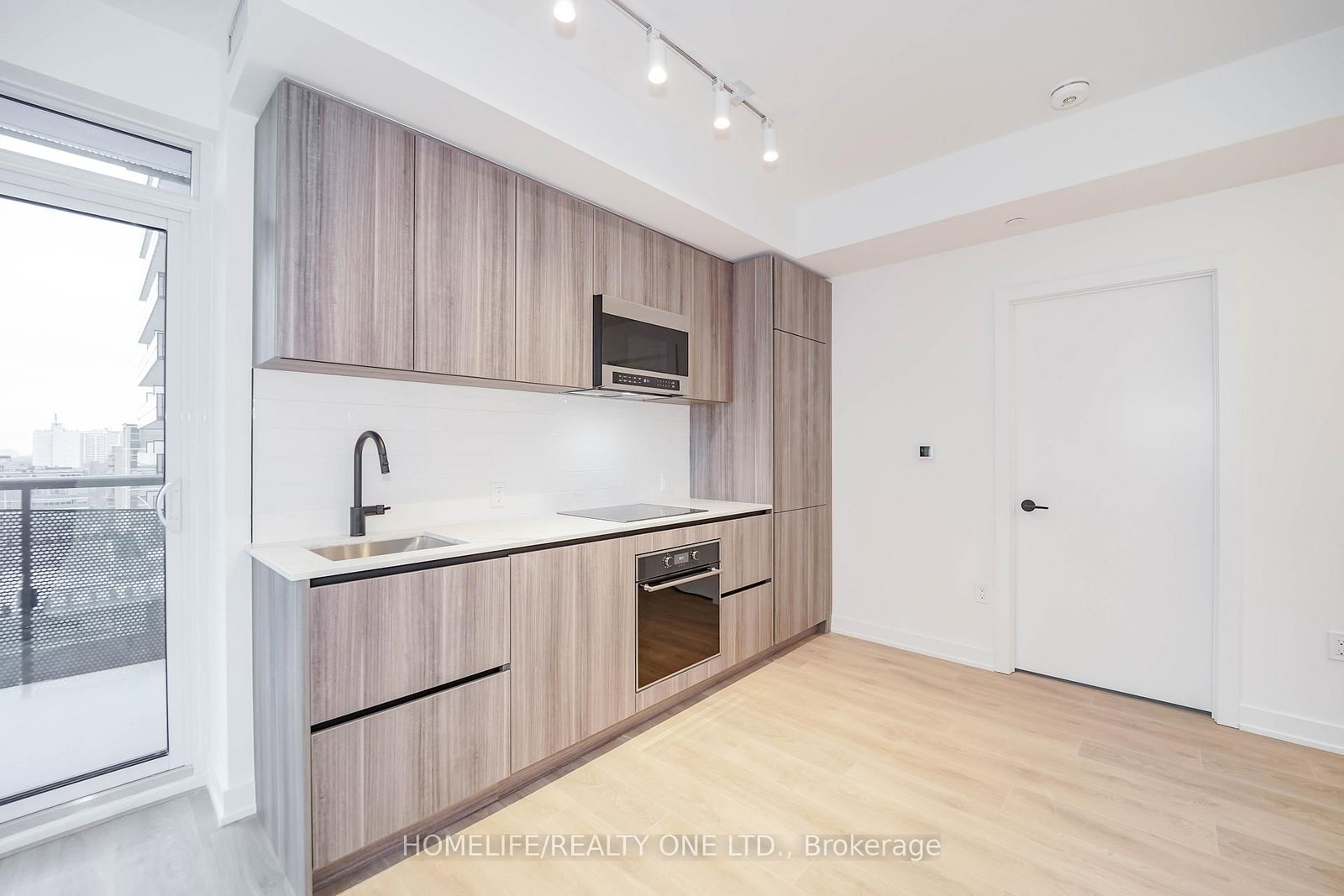Condo for sale at 1111-117 Broadway Avenue, Toronto, Ontario, M4P 1V3 - Mount Pleasant West - MLS: C13001466