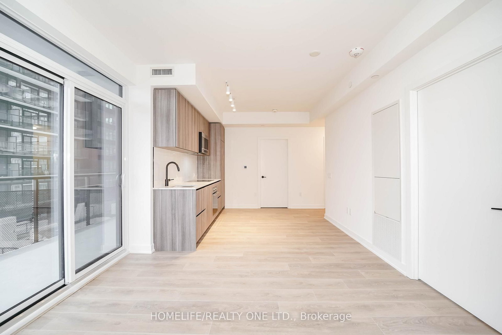 Condo for sale at 1111-117 Broadway Avenue, Toronto, Ontario, M4P 1V3 - Mount Pleasant West - MLS: C13001466